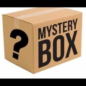 Sneaker/Clothing Mystery box